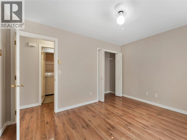 811 Martin Avenue, Kelowna, BC, V1Y 6V4 - 34
