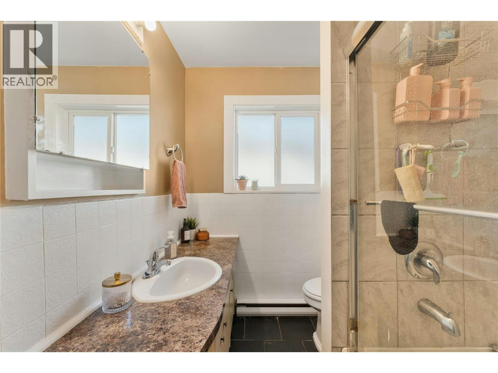 811 Martin Avenue, Kelowna, BC, V1Y 6V4 - 59