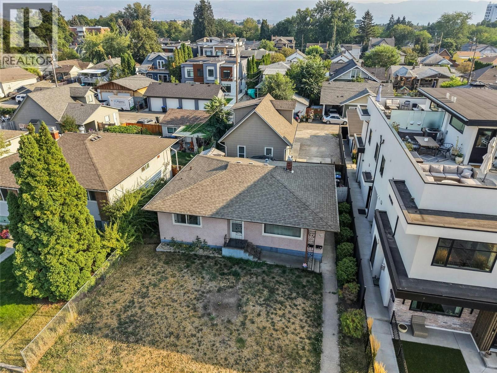 811 Martin Avenue, Kelowna, BC, V1Y 6V4 - 46