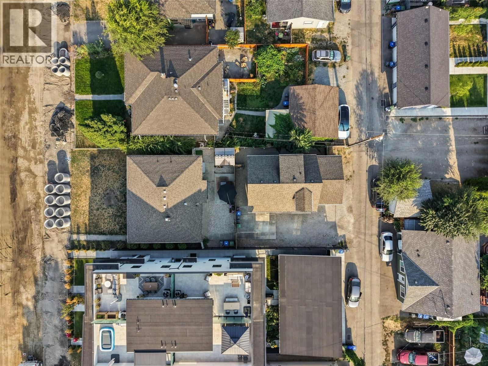 811 Martin Avenue, Kelowna, BC, V1Y 6V4 - 44