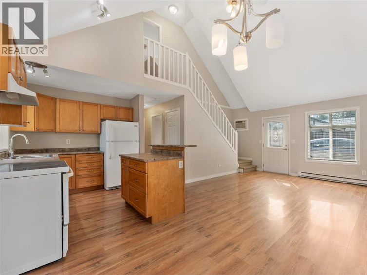 811 Martin Avenue, Kelowna, BC, V1Y 6V4 - 25
