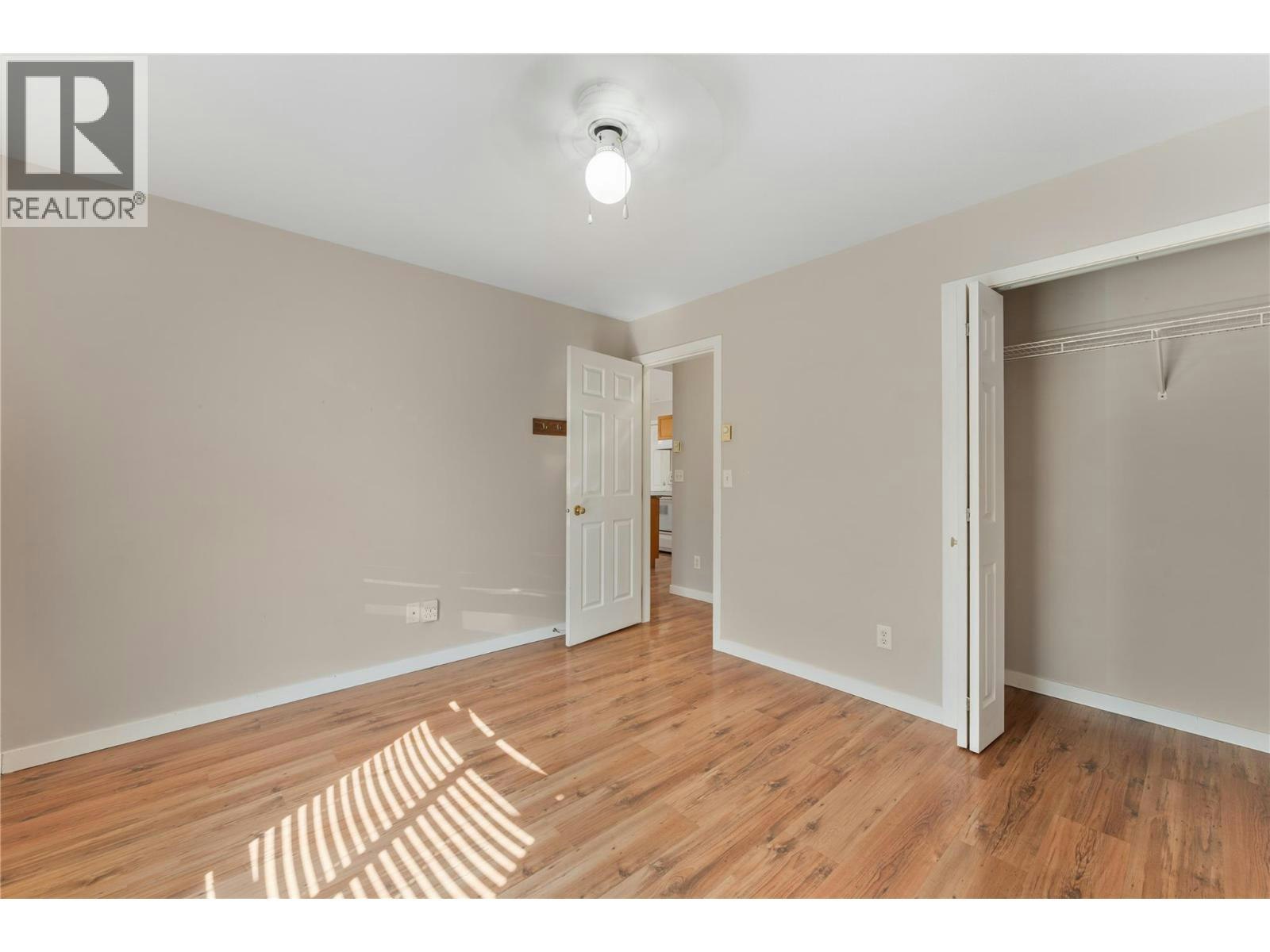 811 Martin Avenue, Kelowna, BC, V1Y 6V4 - 35