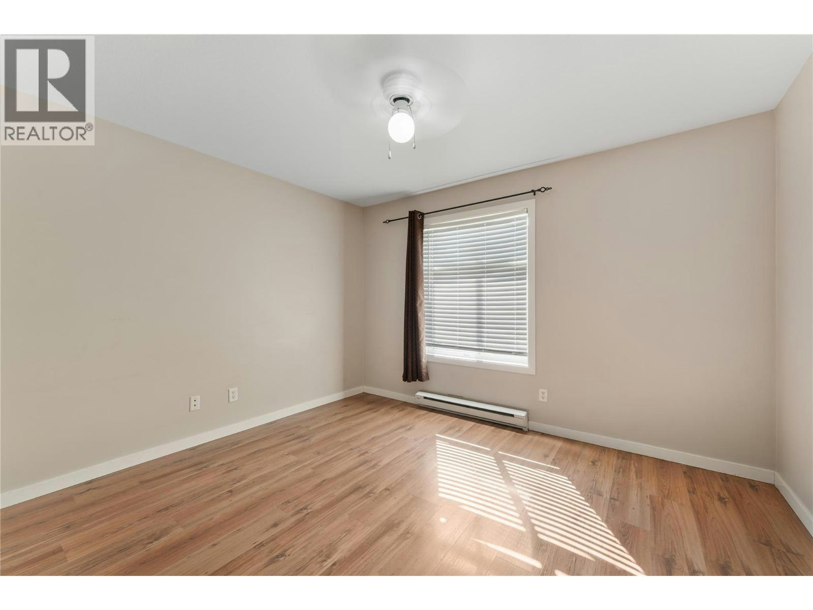 811 Martin Avenue, Kelowna, BC, V1Y 6V4 - 33