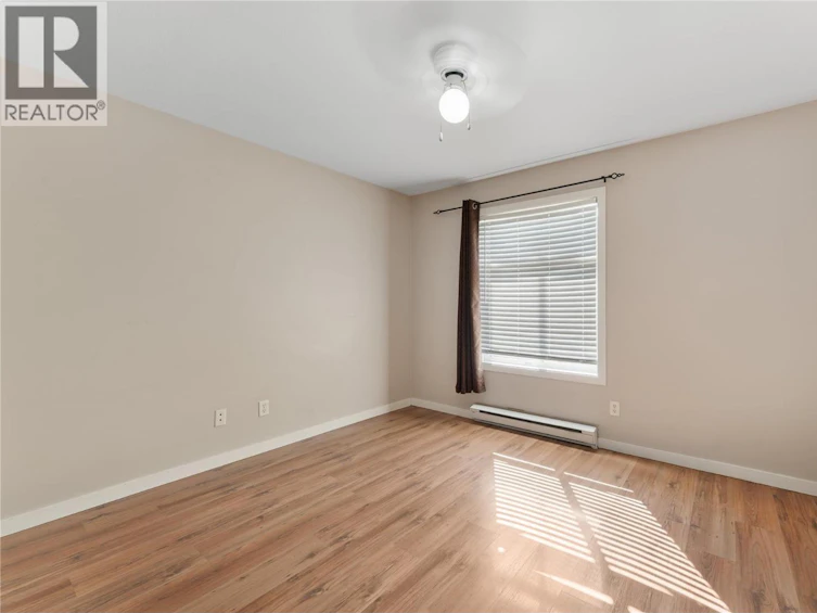 811 Martin Avenue, Kelowna, BC, V1Y 6V4 - 33