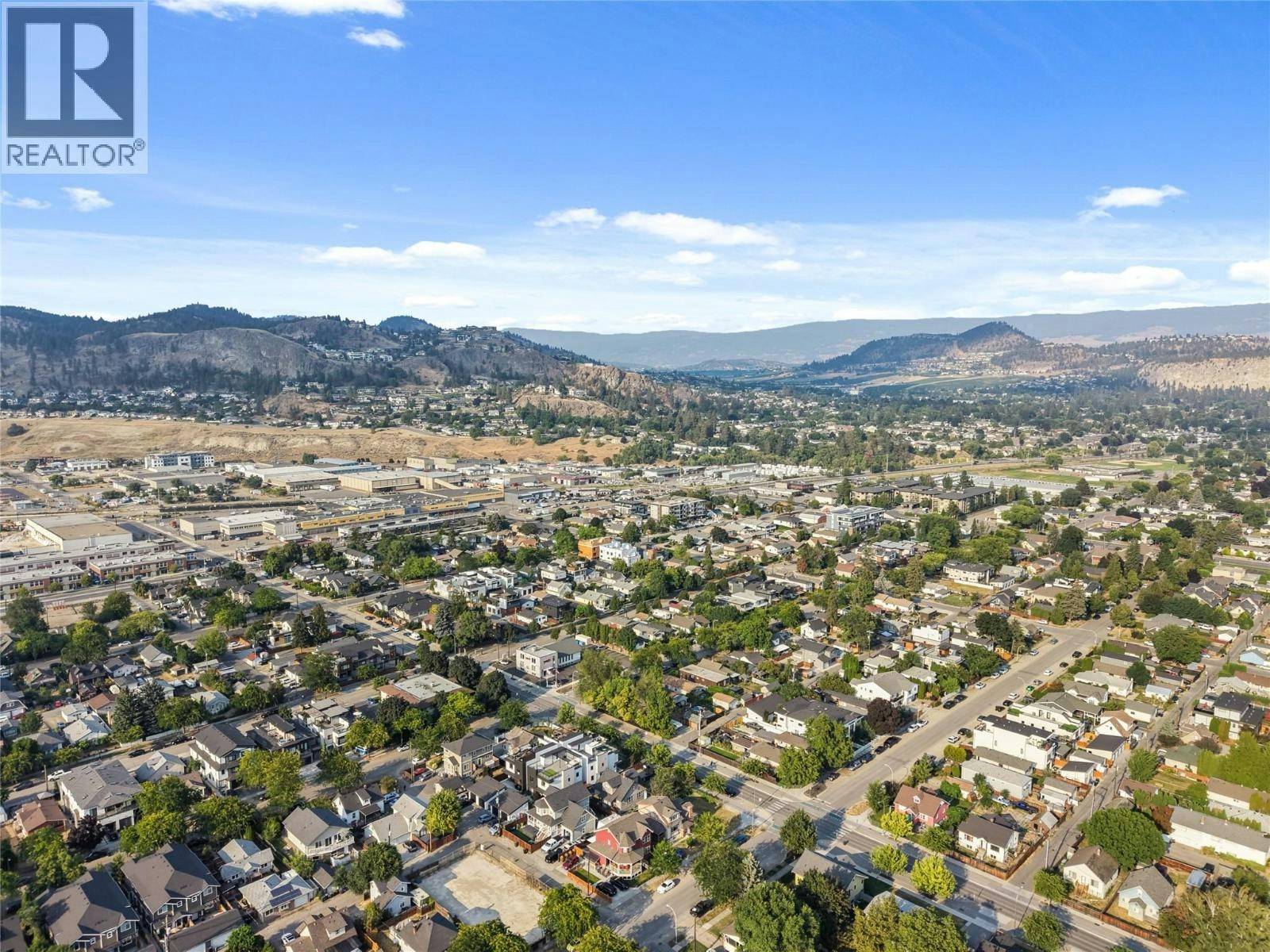 811 Martin Avenue, Kelowna, BC, V1Y 6V4 - 51