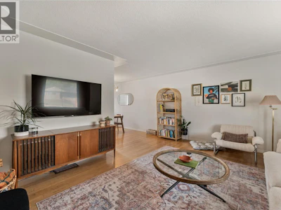 811 Martin Avenue - 4