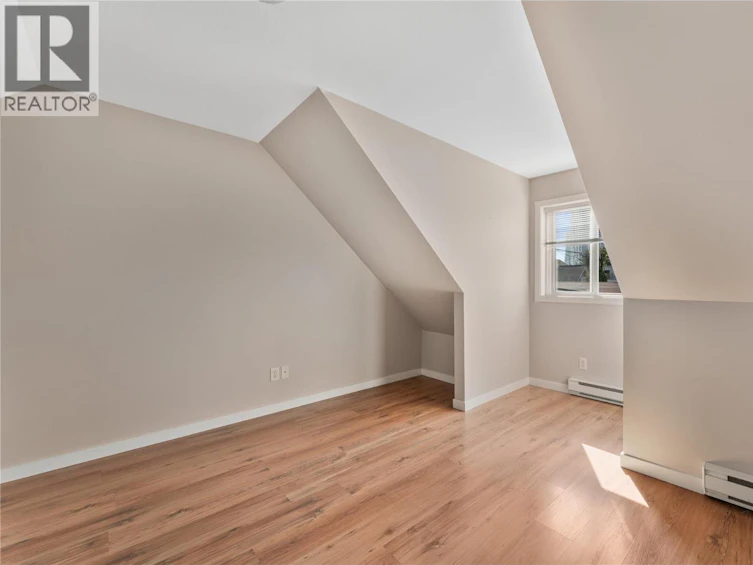 811 Martin Avenue, Kelowna, BC, V1Y 6V4 - 39