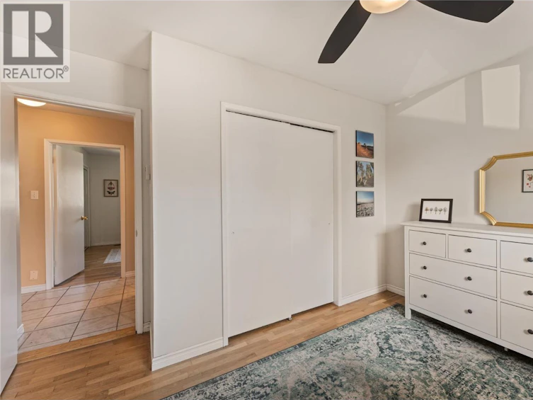 811 Martin Avenue, Kelowna, BC, V1Y 6V4 - 17