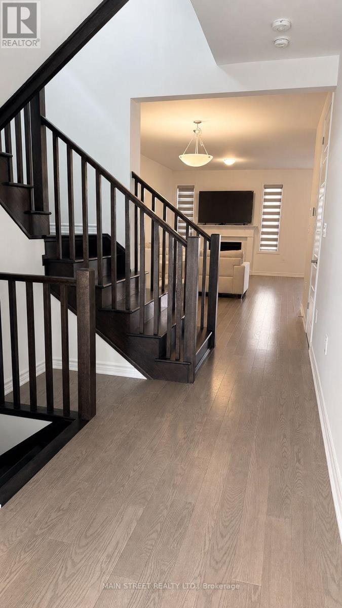 1253 Muskoka Heights, Milton, ON, L9E 1Z1 - 5