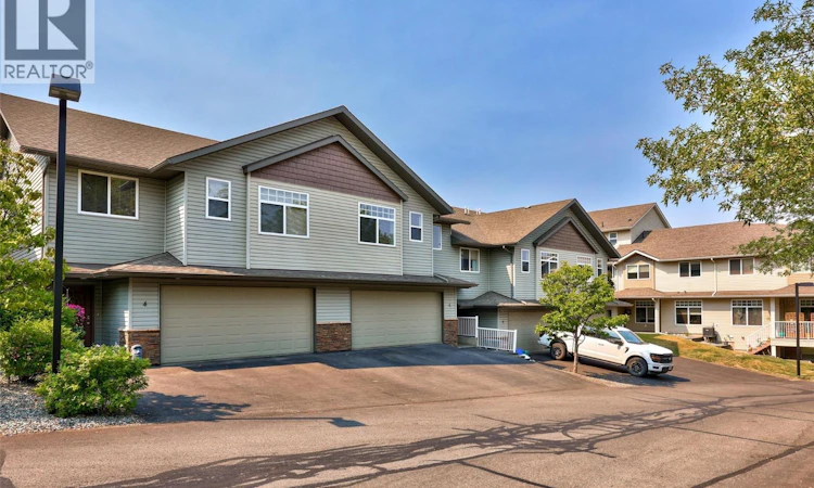 5-2046 Robson Place