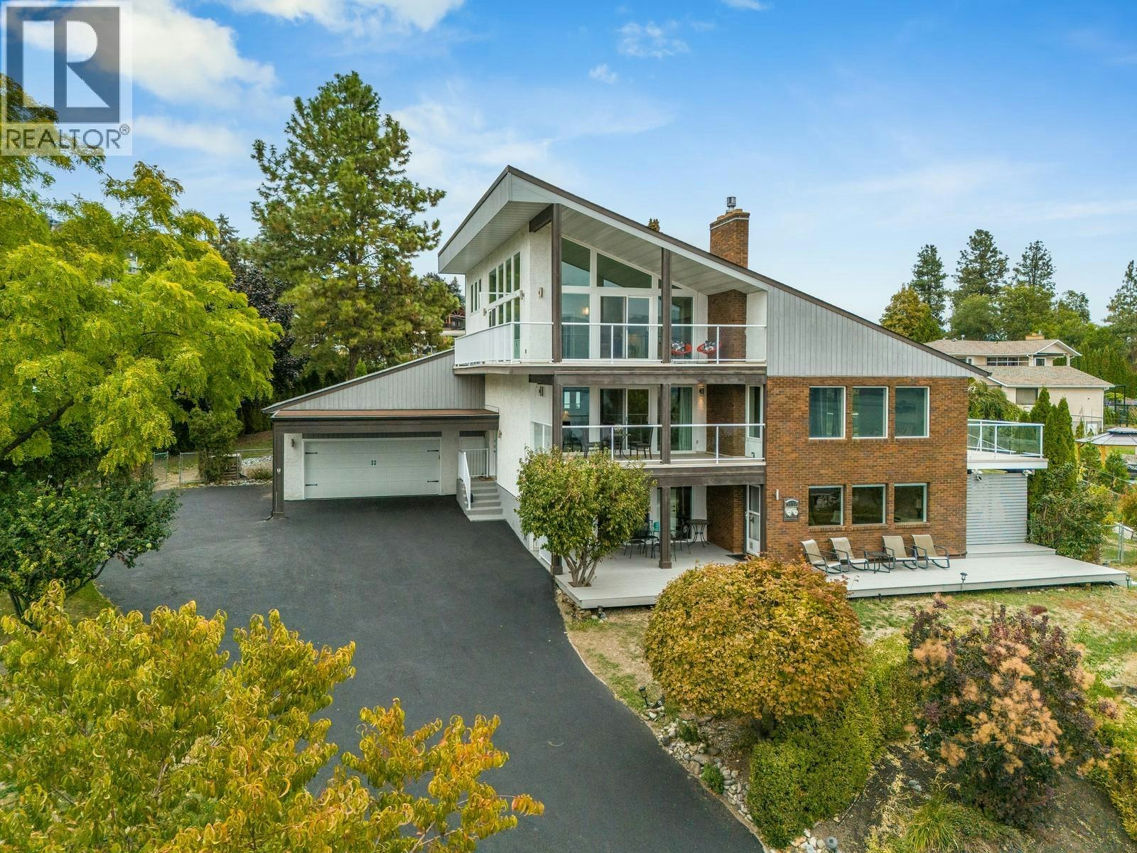 3137 Vector Drive, West Kelowna, BC, V1Z 3B1
