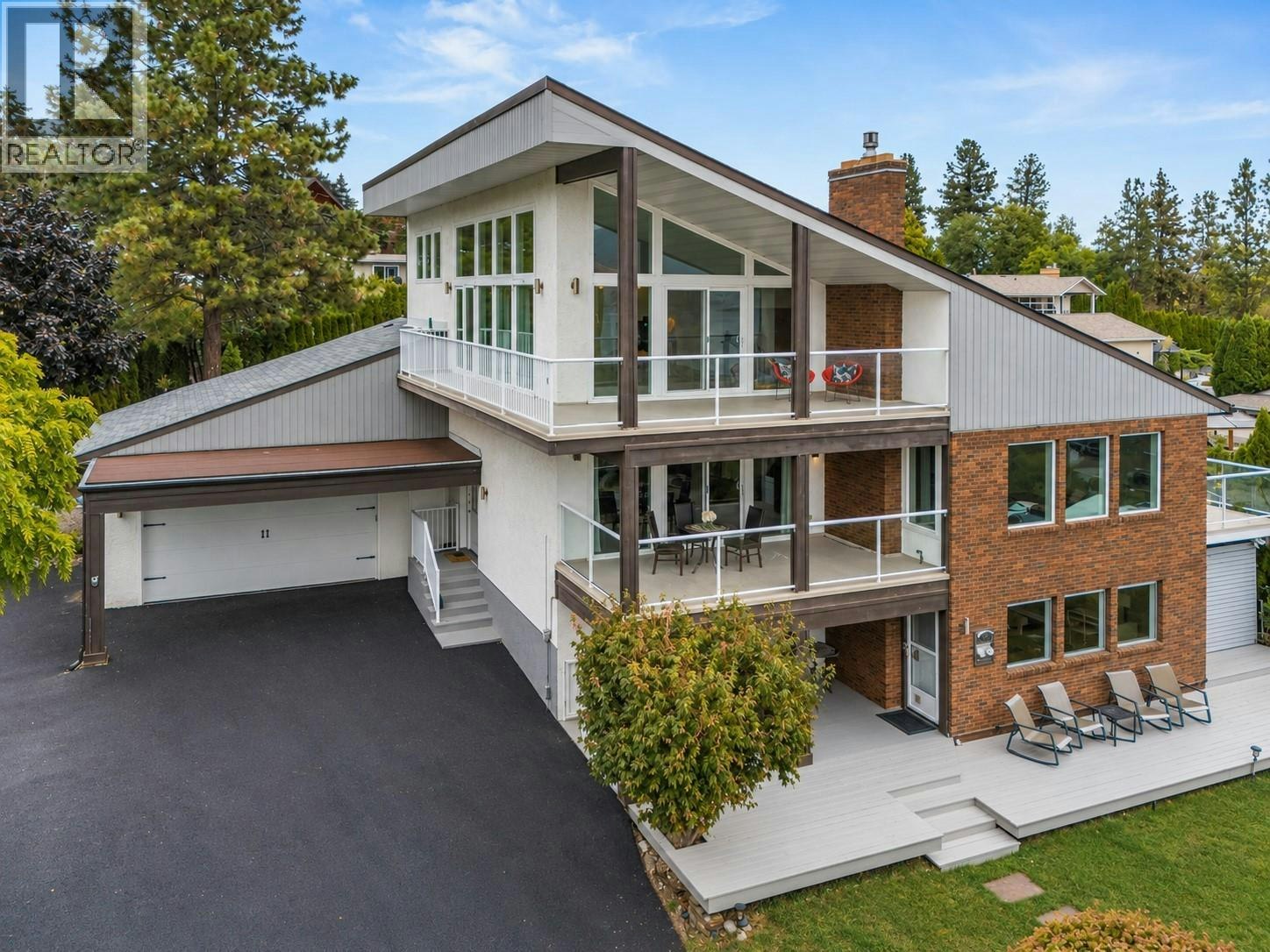 3137 Vector Drive, West Kelowna, BC, V1Z 3B1