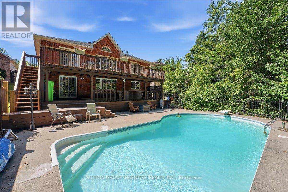 200 Cumming Drive, Barrie, ON, L4N 0C9