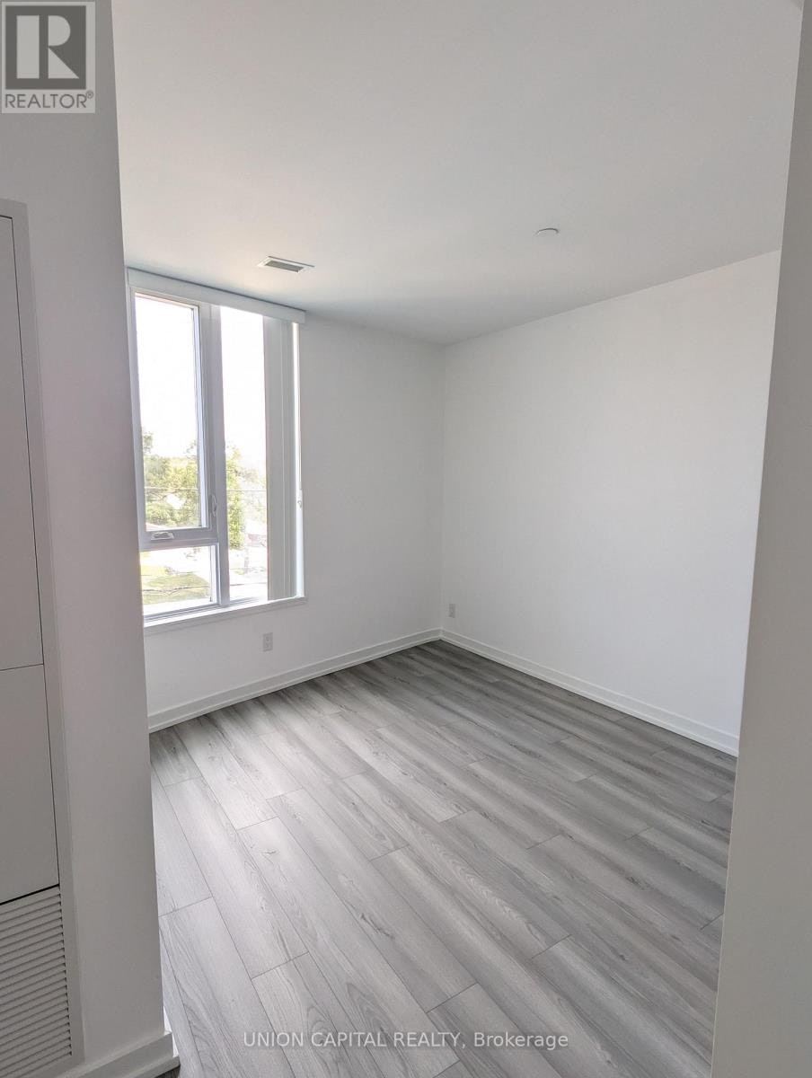 320-3100 Keele Street, Toronto, ON, M3M 0E1 - 5