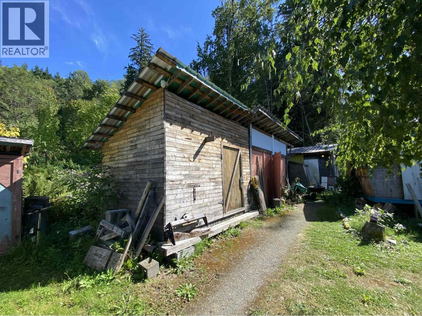 4451 Scotton Avenue, Terrace, BC, V8G 3Y7 - 26