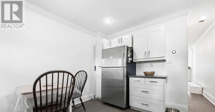 150 Elmer Avenue, Toronto, ON, M4L 3S1 - 14