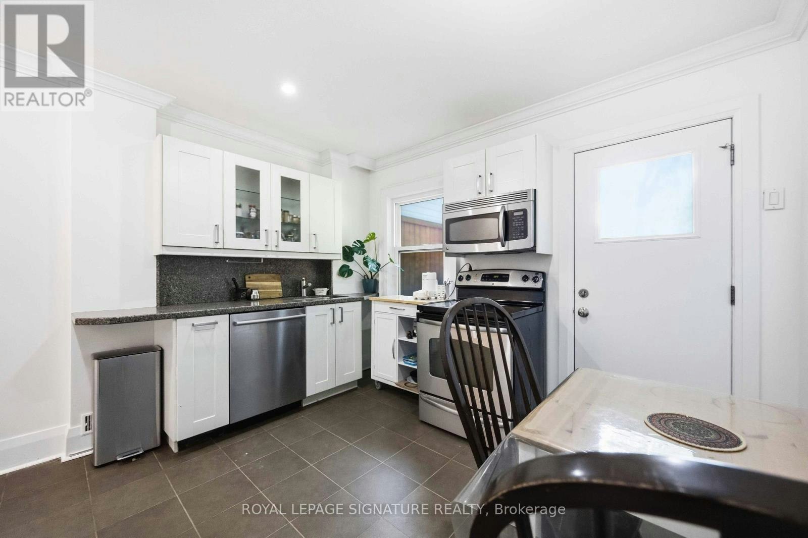 150 Elmer Avenue, Toronto, ON, M4L 3S1 - 11