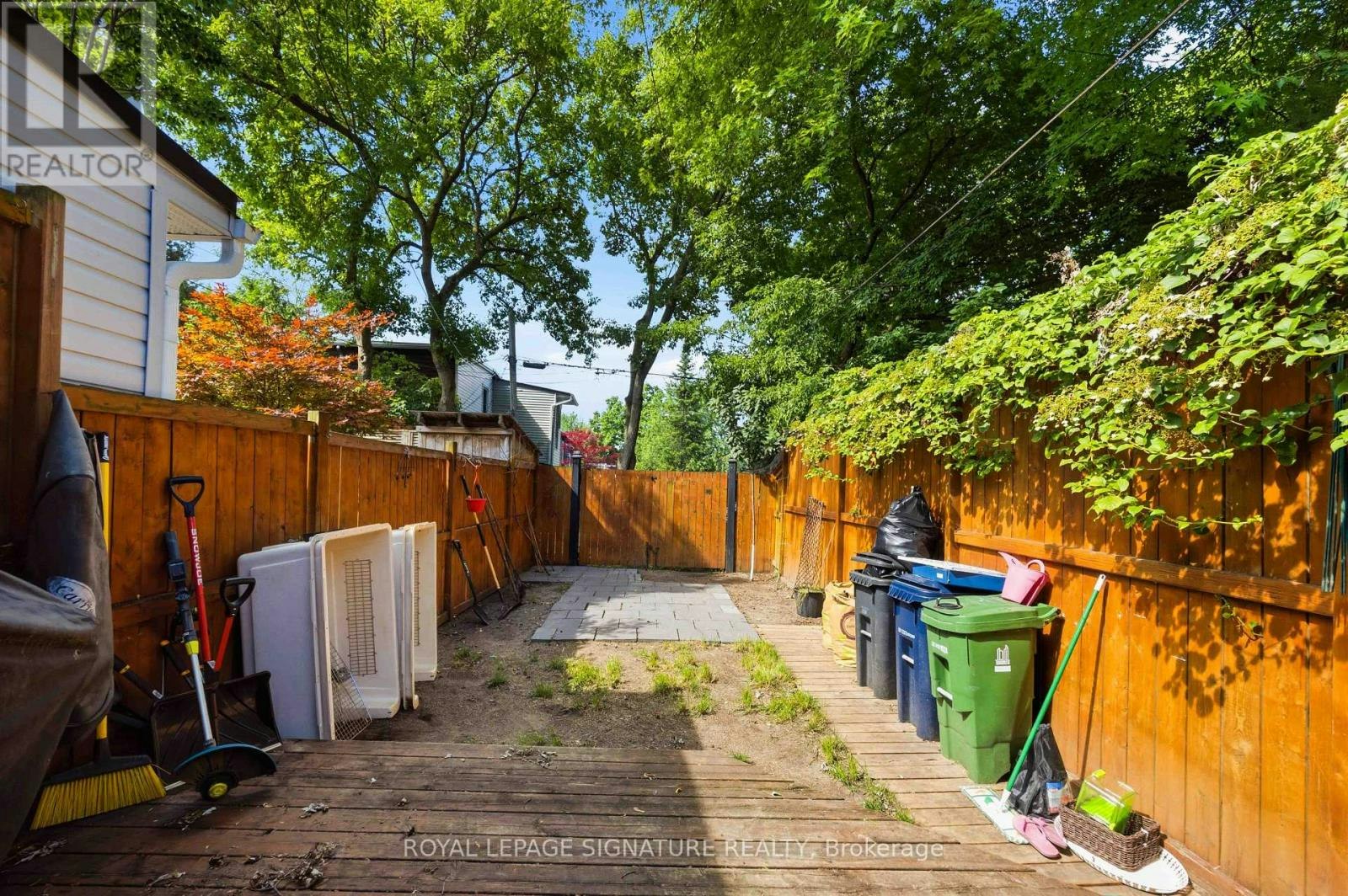 150 Elmer Avenue, Toronto, ON, M4L 3S1 - 27