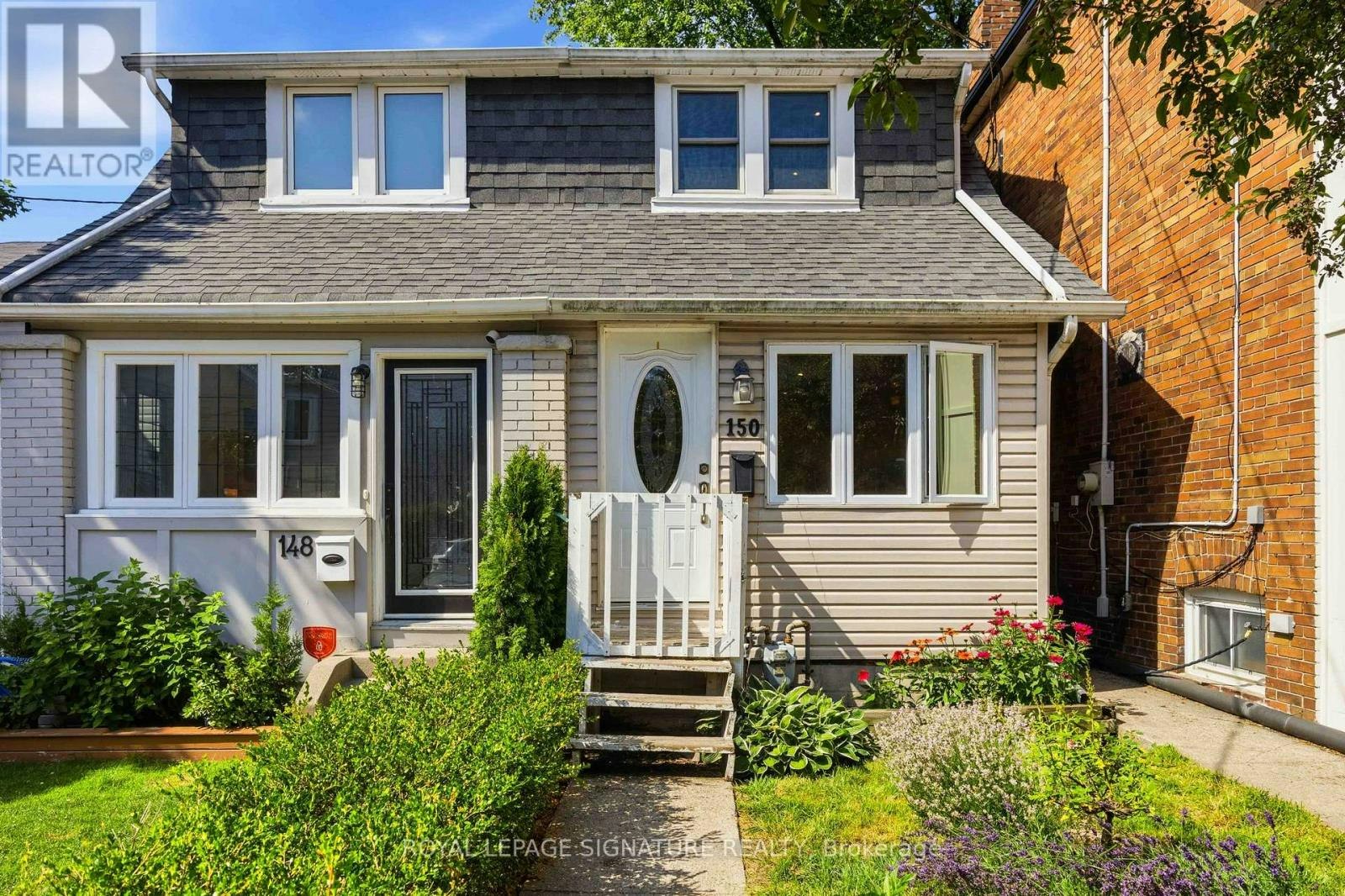 150 Elmer Avenue, Toronto, ON, M4L 3S1
