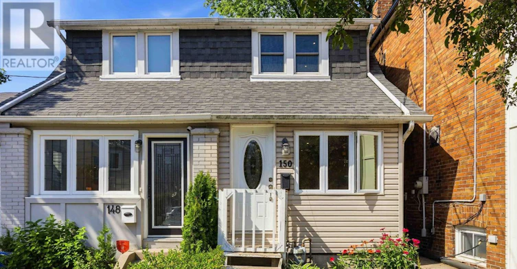 150 Elmer Avenue, Toronto, ON, M4L 3S1
