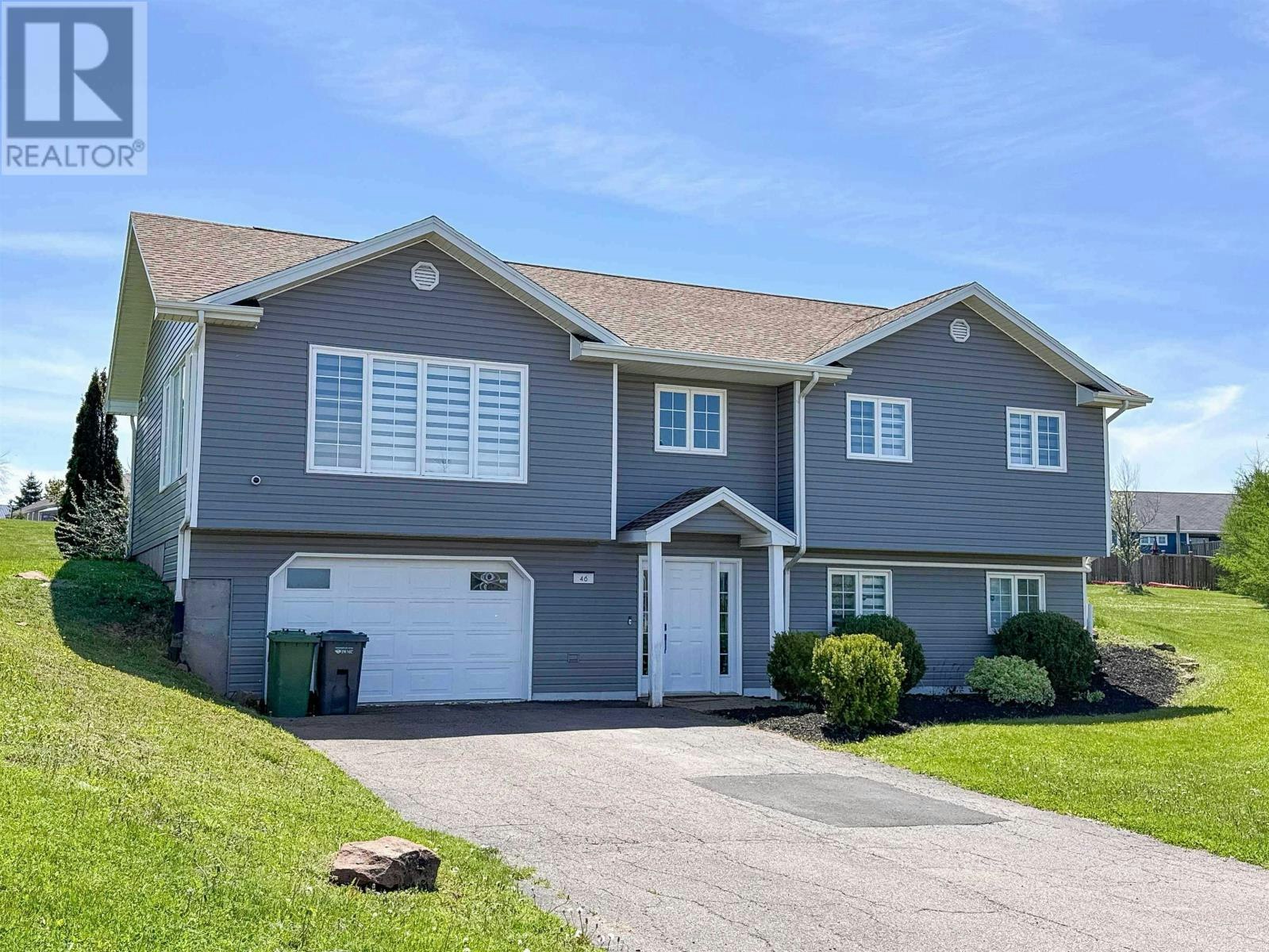 46 Maclauchlan Drive, Stratford, PE, C1B 1M2