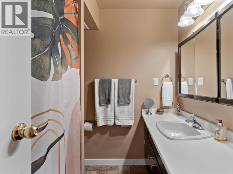 30-290 Pemberton Terrace, Kamloops, BC, V2C 6A9 - 15