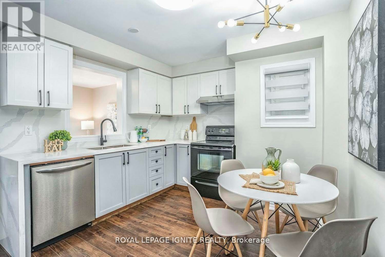 172 Kirkland Place, Whitby, ON, L1P 1X2 - 7