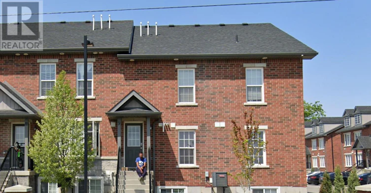 9-252 Penetanguishene Road, Oro-Medonte, ON, L4M 7C2