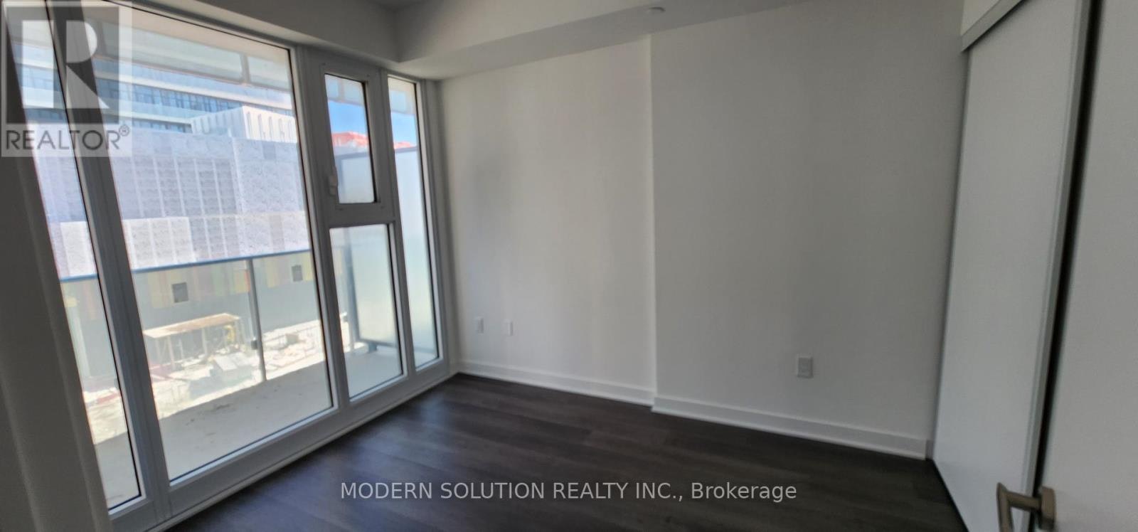 224-3900 Confederation Parkway, Mississauga, ON, L5B 0M3 - 6