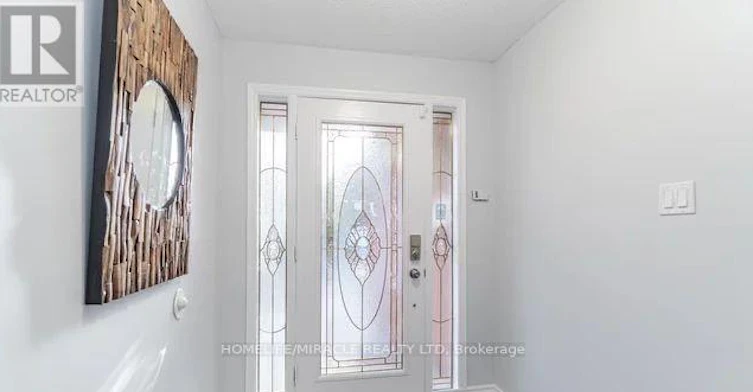 50 Hyatt Drive, Brampton, ON, L6X 3W4 - 2