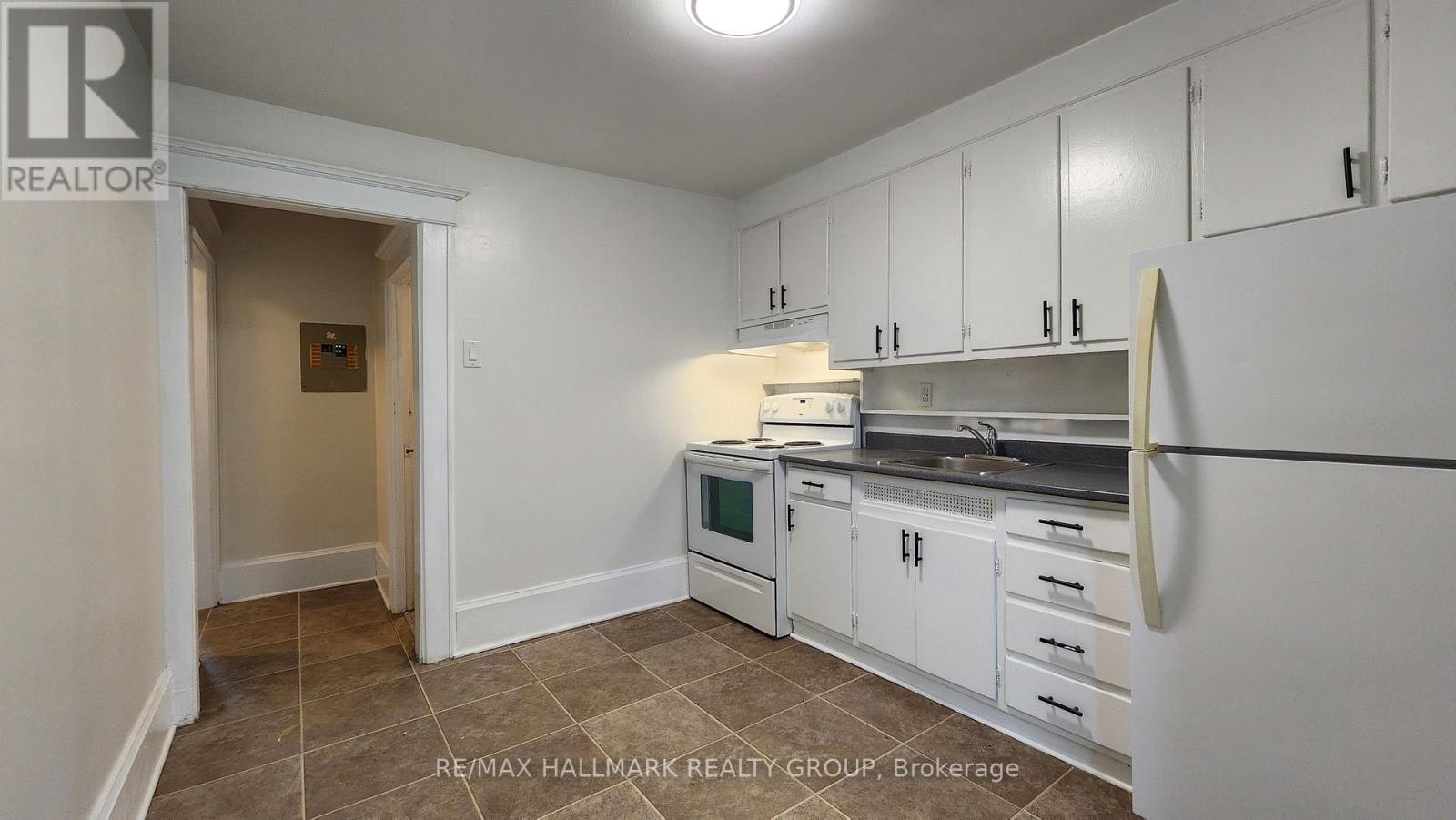 3-122 Fourth Avenue, Ottawa, ON, K1S 2L4 - 7