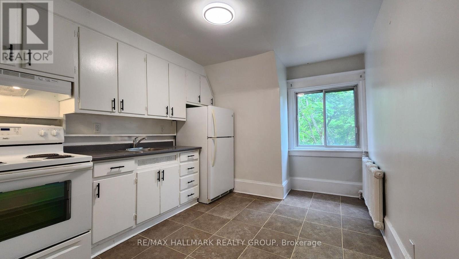 3-122 Fourth Avenue, Ottawa, ON, K1S 2L4 - 6