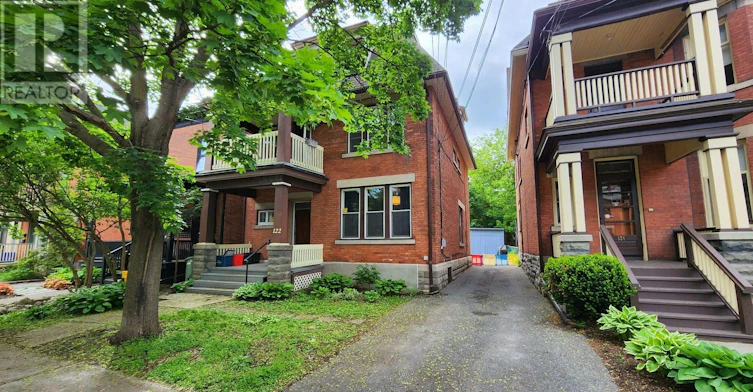 3-122 Fourth Avenue, Ottawa, ON, K1S 2L4 - 2