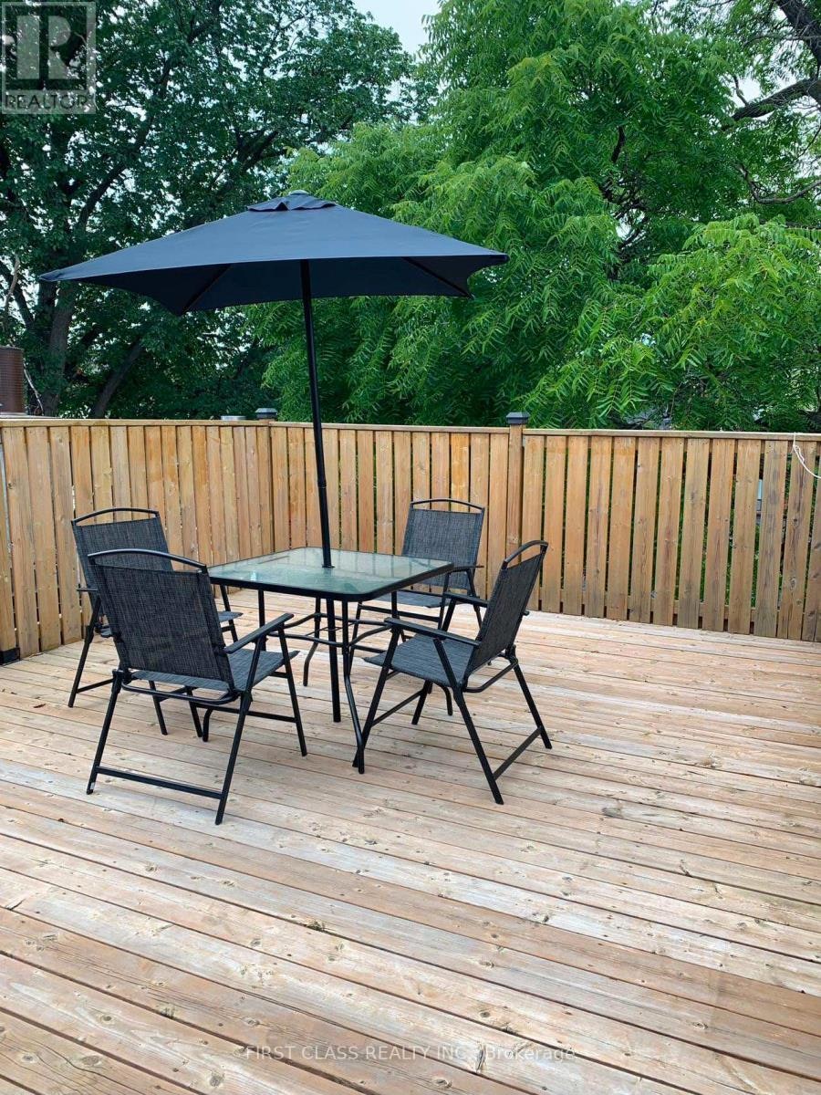 3RD FLOOR-524 Bathurst Street, Toronto, ON, M5S 2P9 - 13