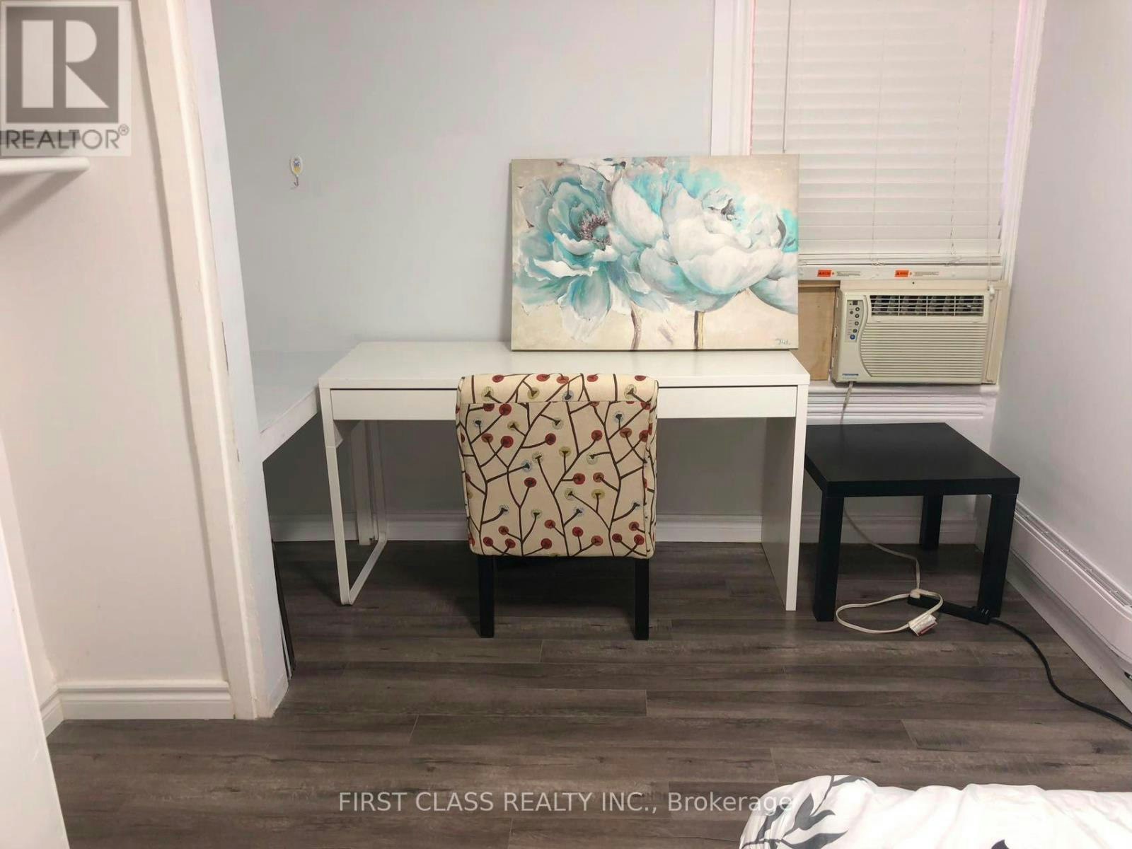 3RD FLOOR-524 Bathurst Street, Toronto, ON, M5S 2P9
