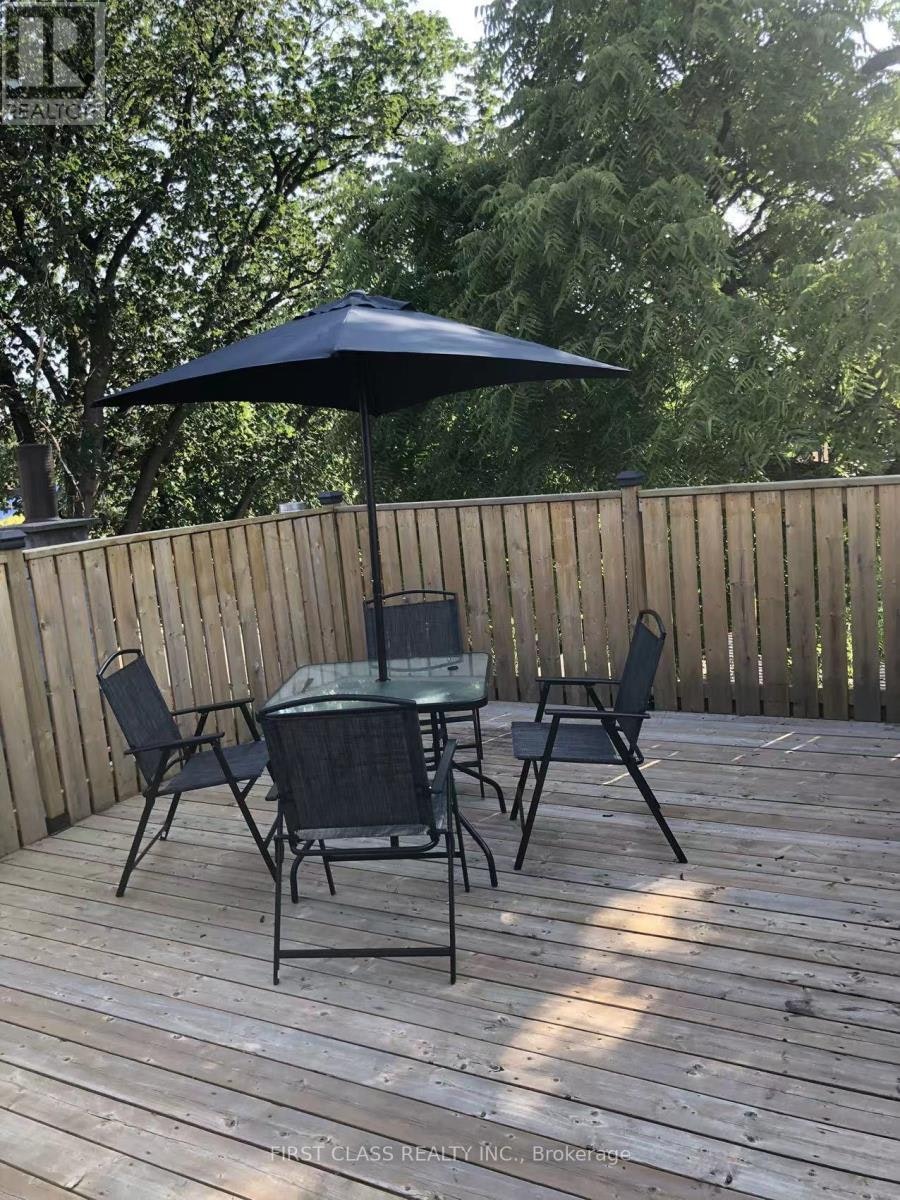 3RD FLOOR-524 Bathurst Street, Toronto, ON, M5S 2P9 - 12