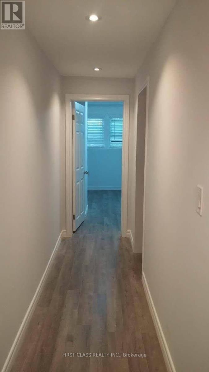 3RD FLOOR-524 Bathurst Street, Toronto, ON, M5S 2P9 - 3
