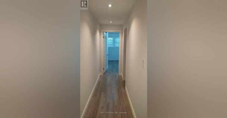 3RD FLOOR-524 Bathurst Street, Toronto, ON, M5S 2P9 - 3