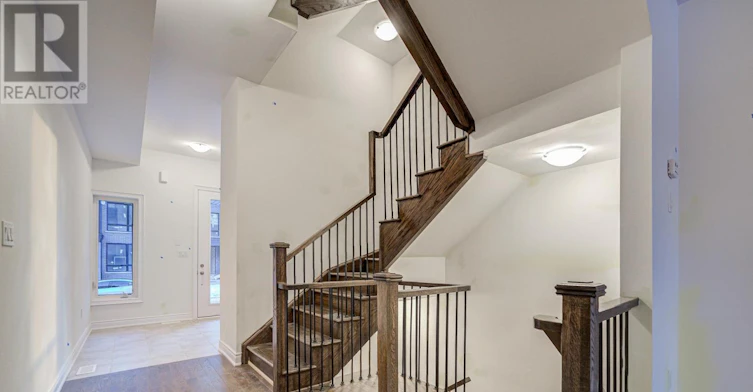 3111 Perkins Way, Oakville, ON, L6H 7G1 - 3