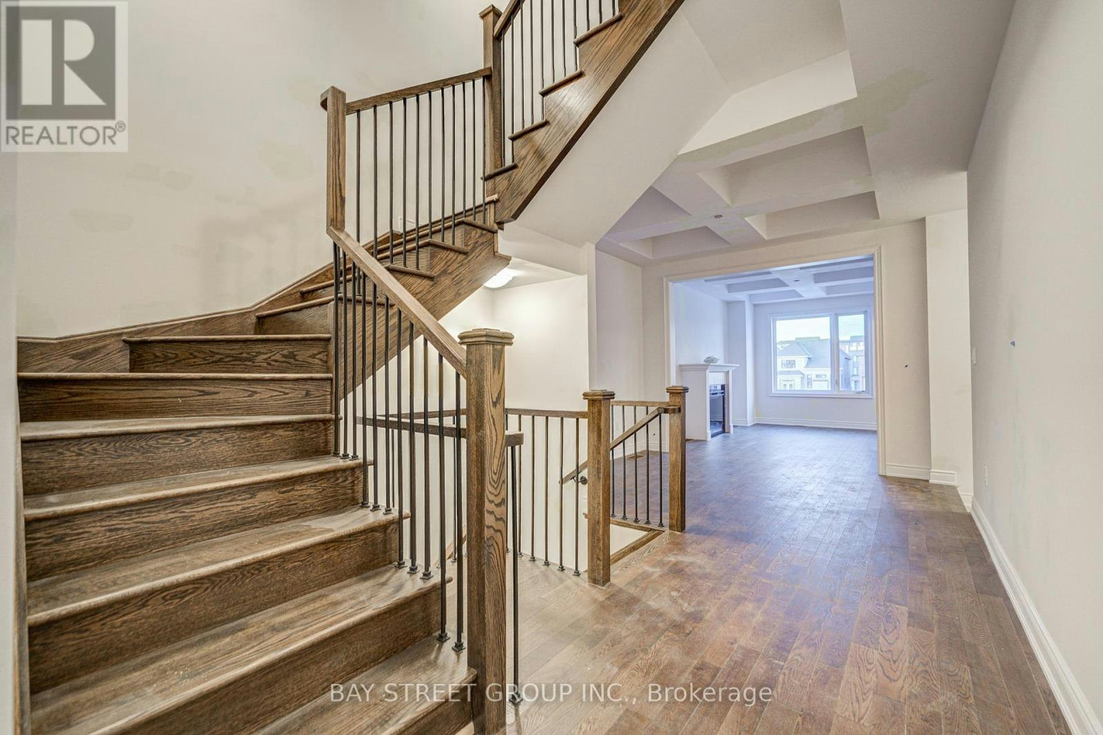 3111 Perkins Way, Oakville, ON, L6H 7G1 - 4