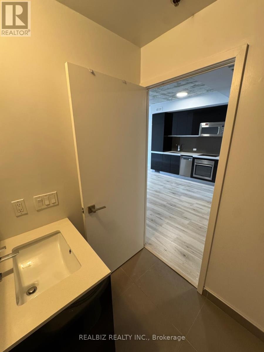 429-20 Minowan Miikan Lane, Toronto, ON, M6J 0E5 - 6