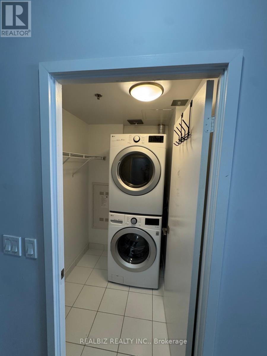 429-20 Minowan Miikan Lane, Toronto, ON, M6J 0E5 - 12