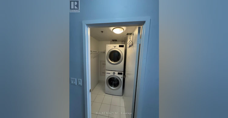 429-20 Minowan Miikan Lane, Toronto, ON, M6J 0E5 - 12