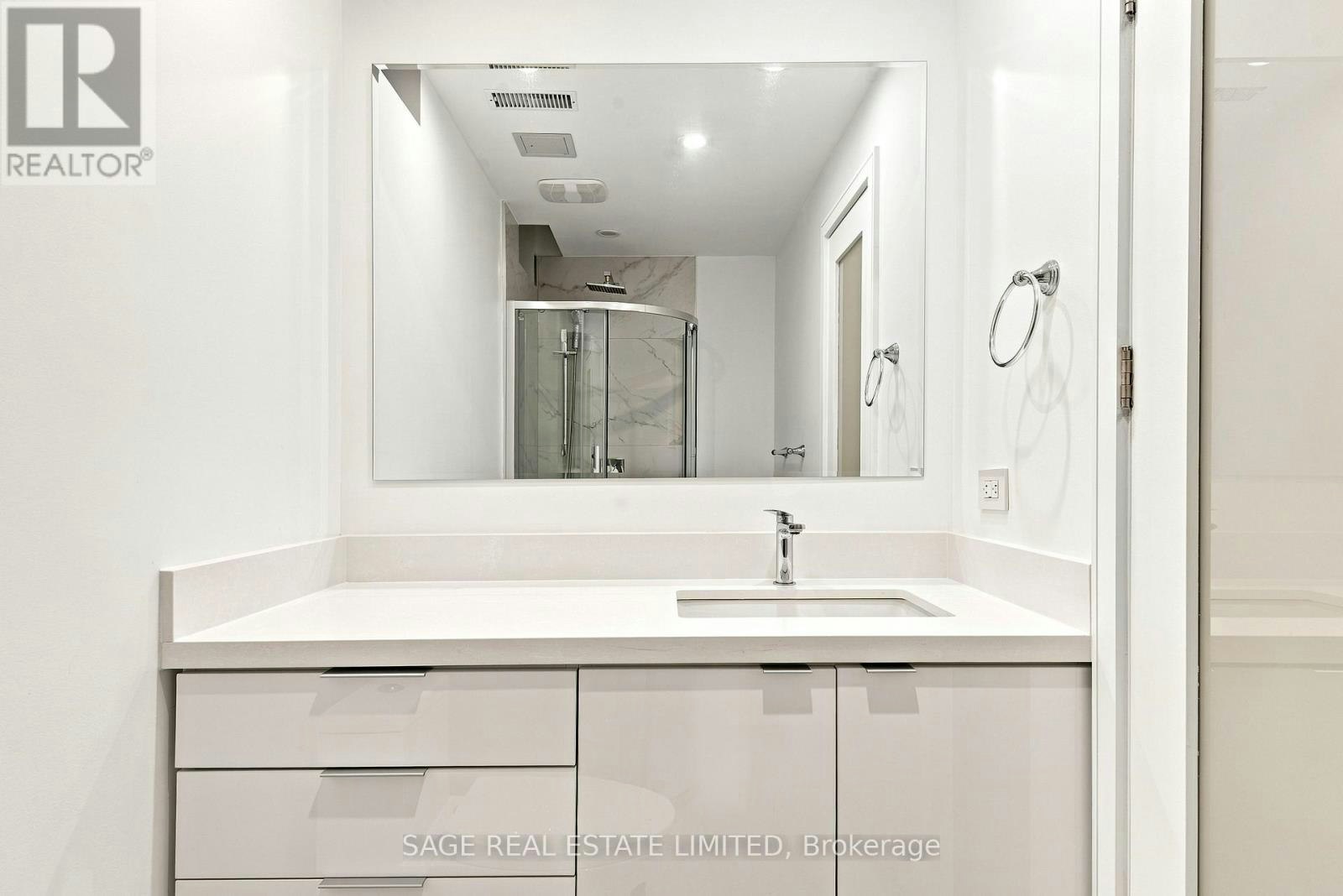 LOWER-106 Boon Avenue, Toronto, ON, M6E 3Z5 - 13
