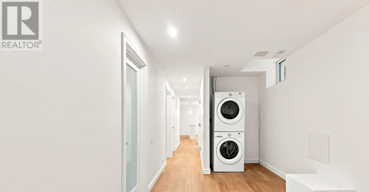 LOWER-106 Boon Avenue, Toronto, ON, M6E 3Z5 - 11