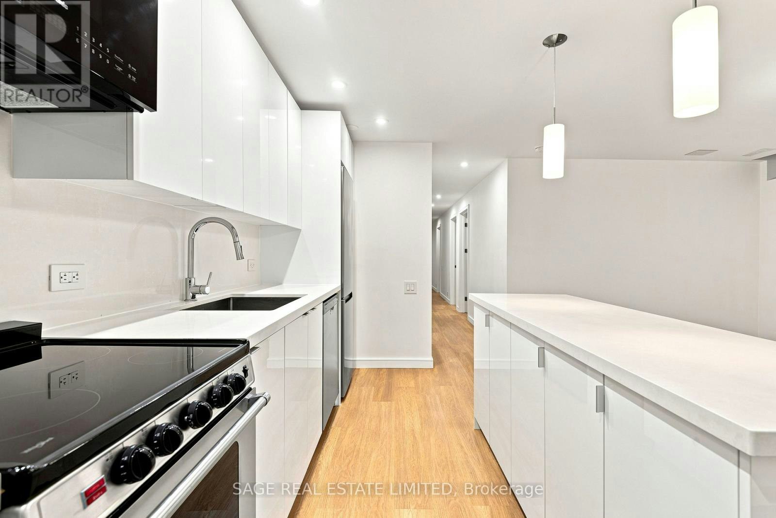 LOWER-106 Boon Avenue, Toronto, ON, M6E 3Z5 - 18