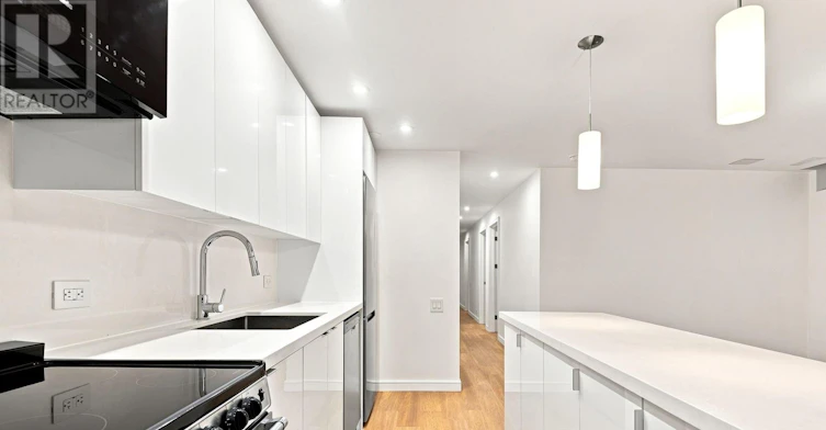LOWER-106 Boon Avenue, Toronto, ON, M6E 3Z5 - 18