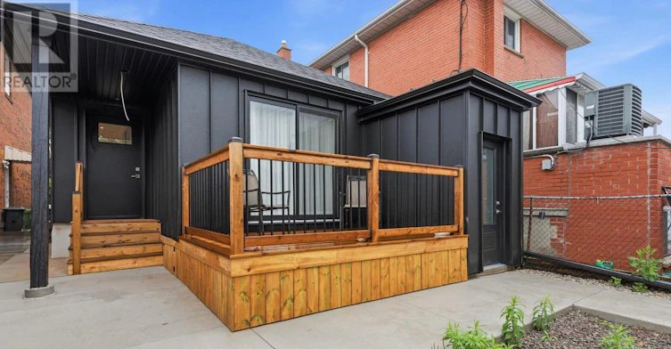LOWER-106 Boon Avenue, Toronto, ON, M6E 3Z5 - 22