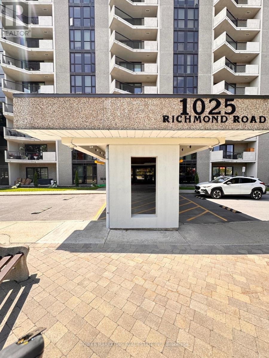 907-1025 Richmond Road, Ottawa, ON, K2B 8G8 - 2