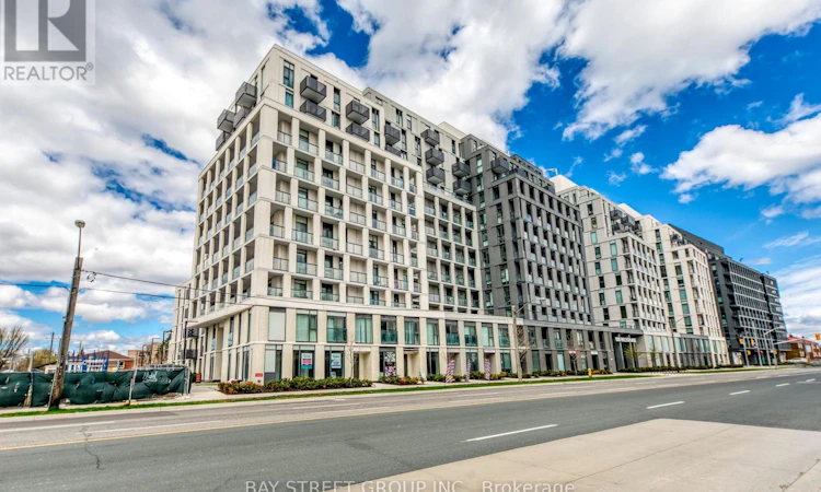 533-500 Wilson Avenue